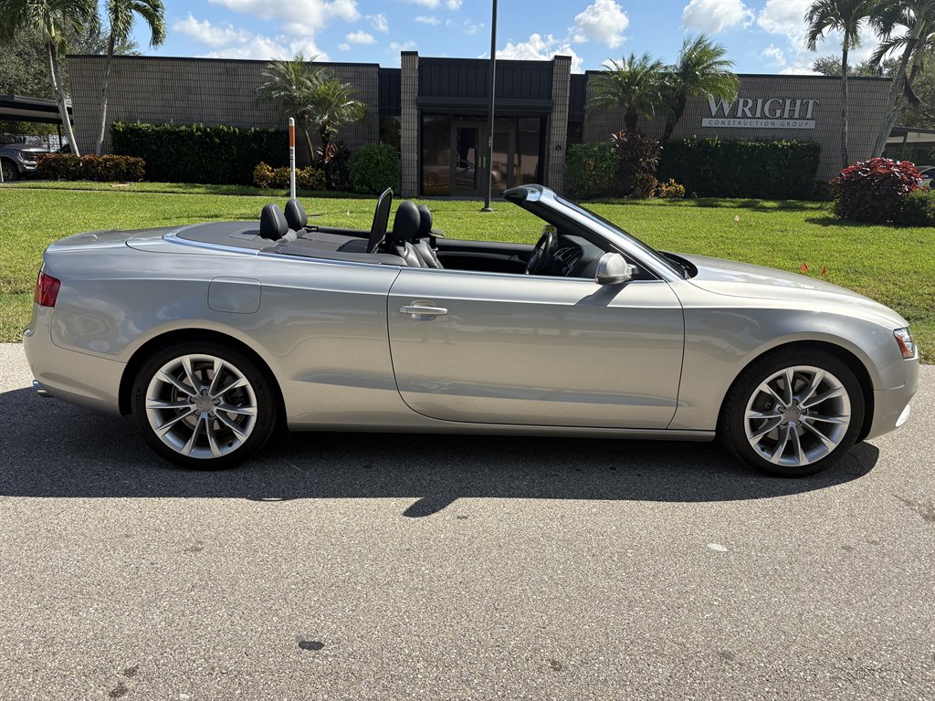 2013 Audi A5 Premium's photo