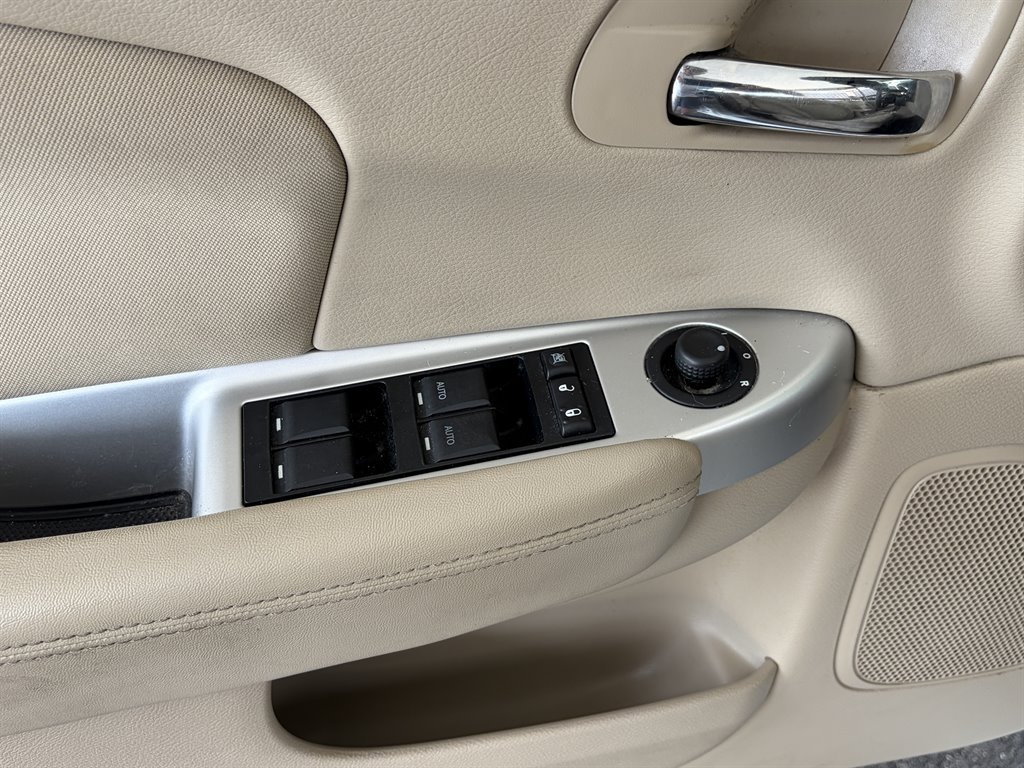 2013 Chrysler 200 Touring - Photo 27