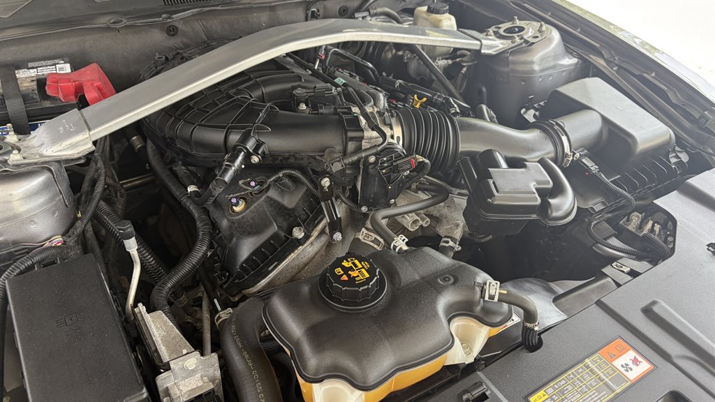 2014 Ford Mustang V6 Premium - Photo 35