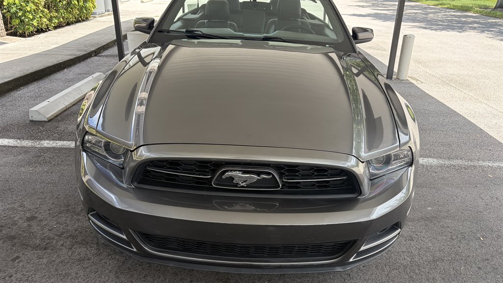 2014 Ford Mustang V6 Premium - Photo 25