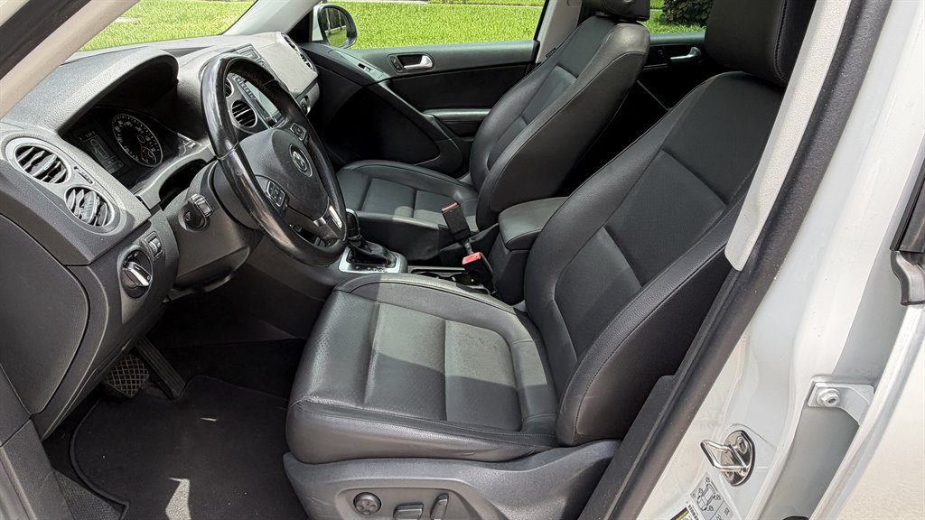 2017 Volkswagen Tiguan Wolfsburg Edition - Photo 21