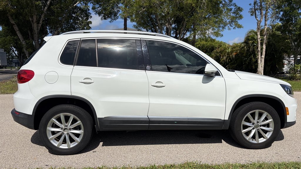 2017 Volkswagen Tiguan Wolfsburg Edition - Photo 7