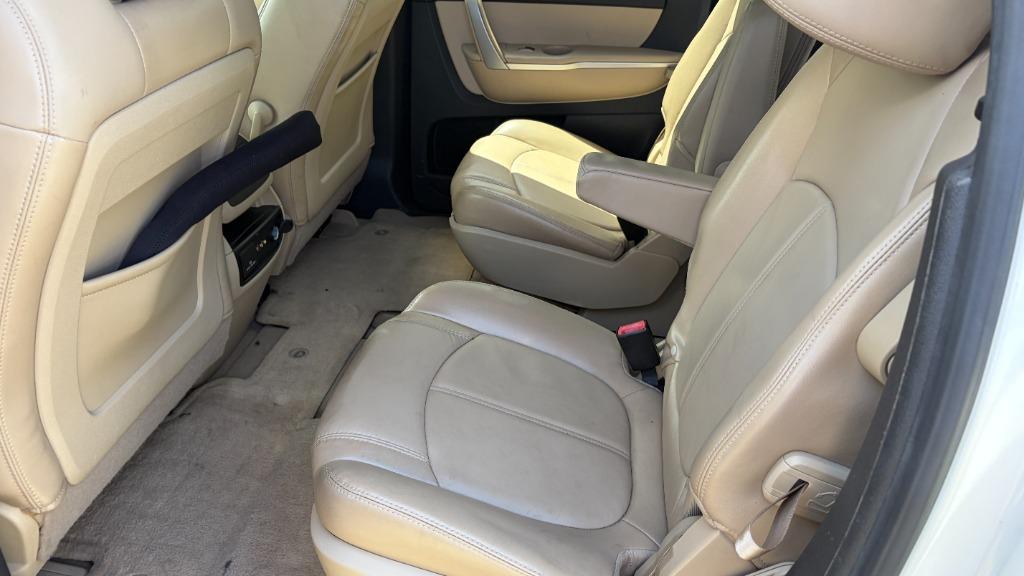 2012 GMC Acadia SLT1 - Photo 18